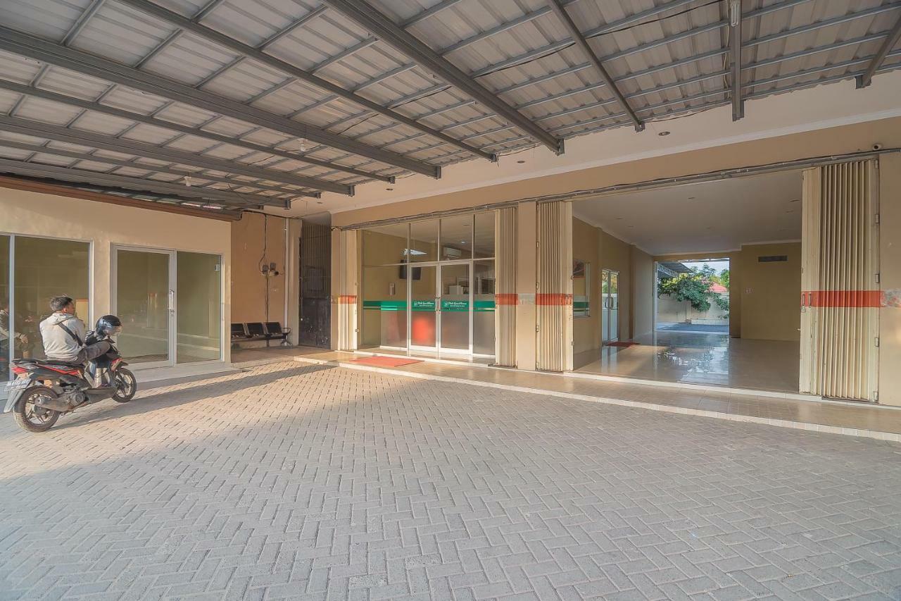 Reddoorz Plus Near Syamsudin Noor Airport 3 Banjarbaru Exterior foto